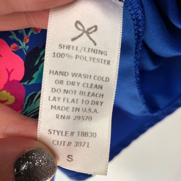 Everly Floral Crisscross Back Strappy Tank Size S - Picture 4 of 7